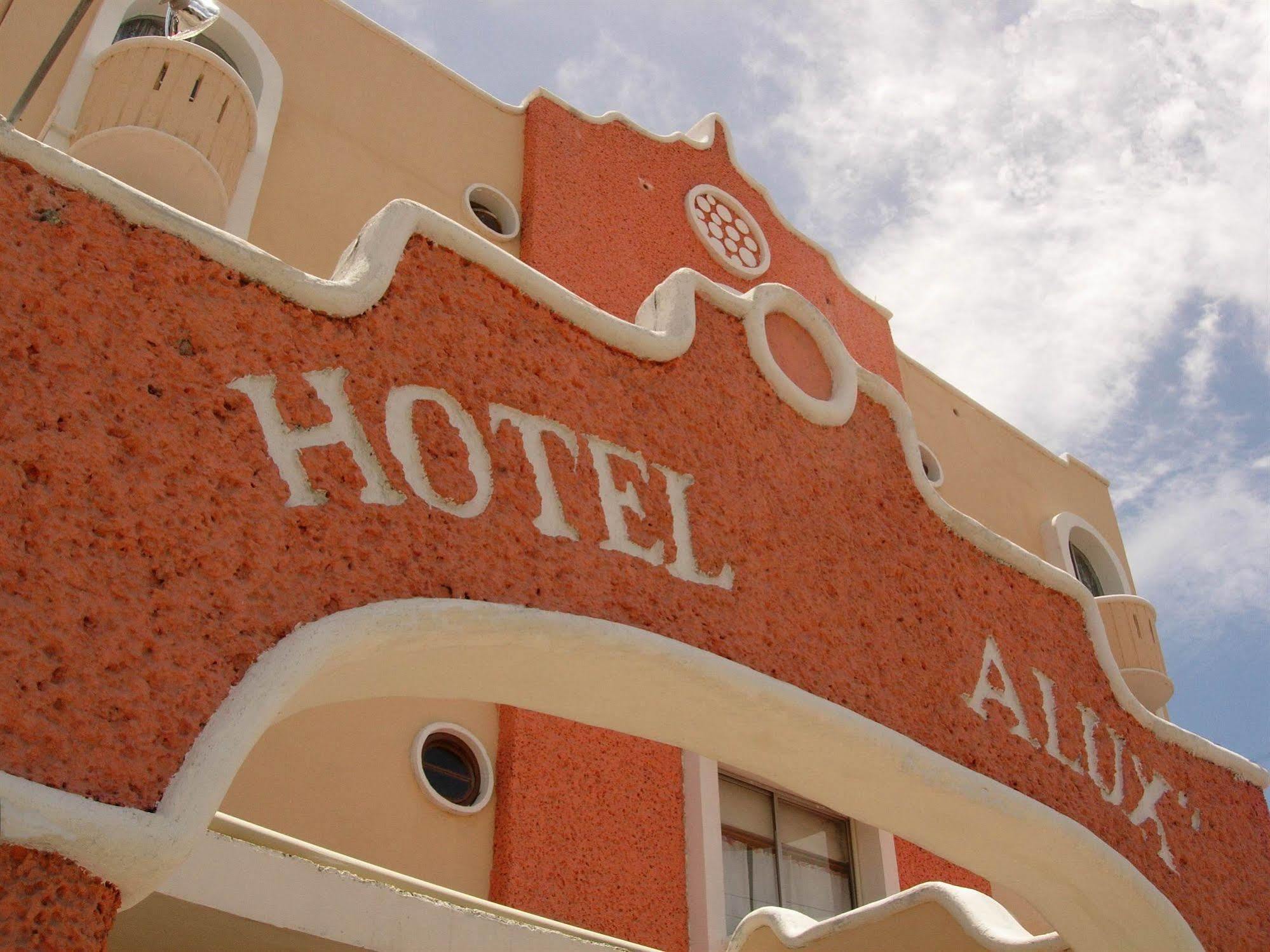 Hotel Alux Cancún Esterno foto