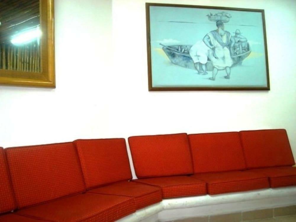 Hotel Alux Cancún Esterno foto